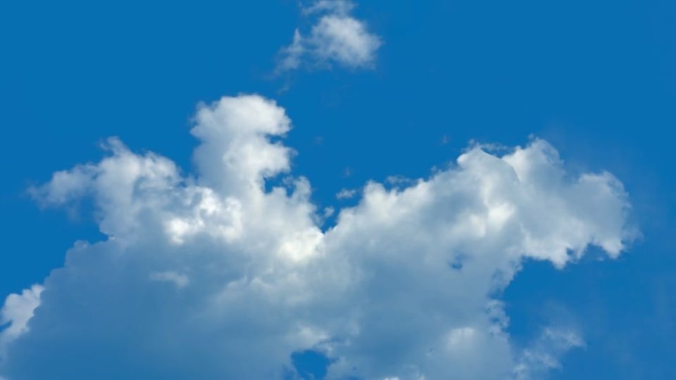 Photo of clouds shows how Dr. John Sarno’s groundbreaking approach dissipates chronic back pain.